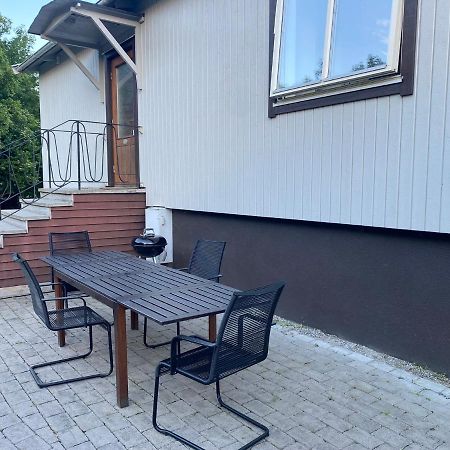 Cheerful Three Room Villa At Stroemstad City Center 外观 照片